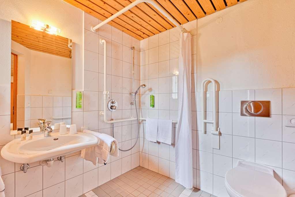 Hohenwart Forum Pforzheim Kamer foto